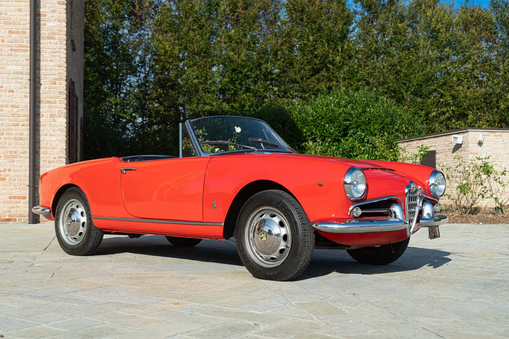 Alfa Romeo Giulia Spider Rosso - 2