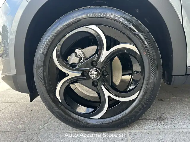 Alfa Romeo Junior view 7