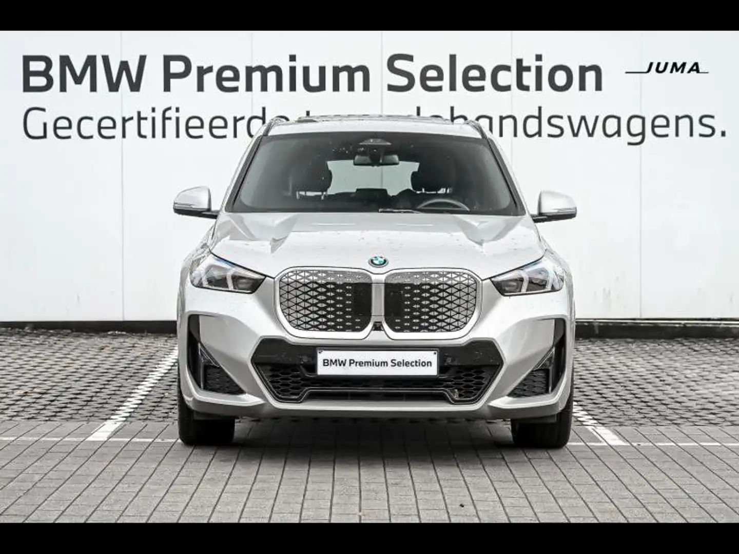 BMW iX1 eDrive20 - M Pack Argent - 2