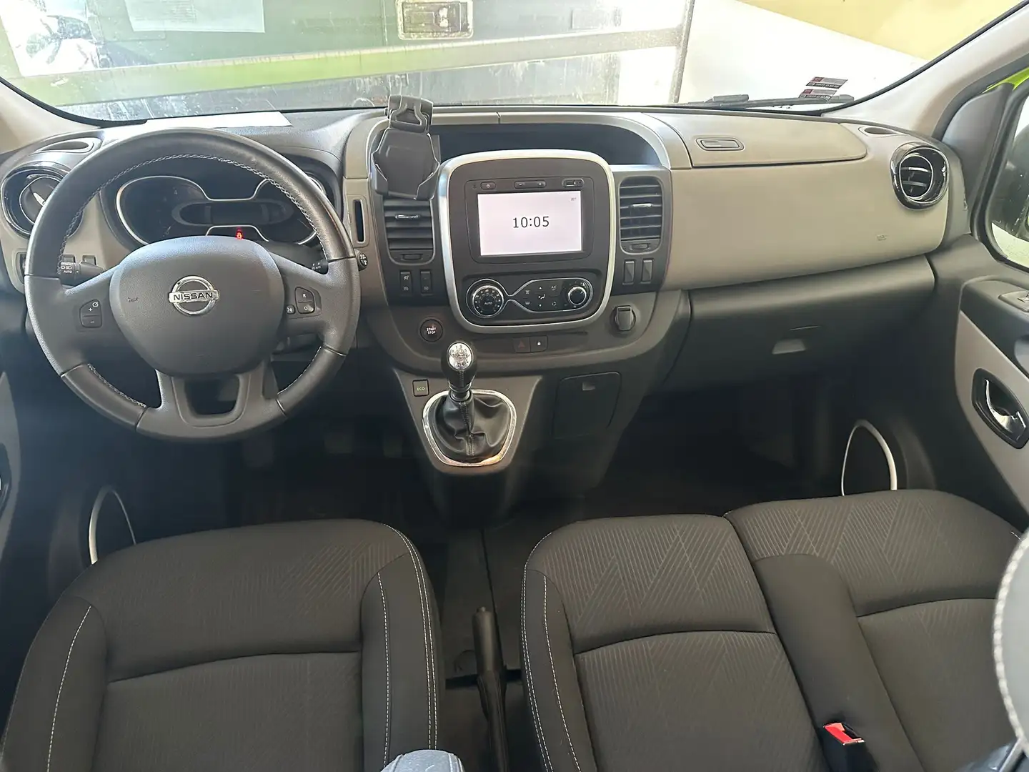 Nissan NV300 L1H1 Kombi 2,7t dCi145 Doka  Comfort 6 Sitze Verde - 2