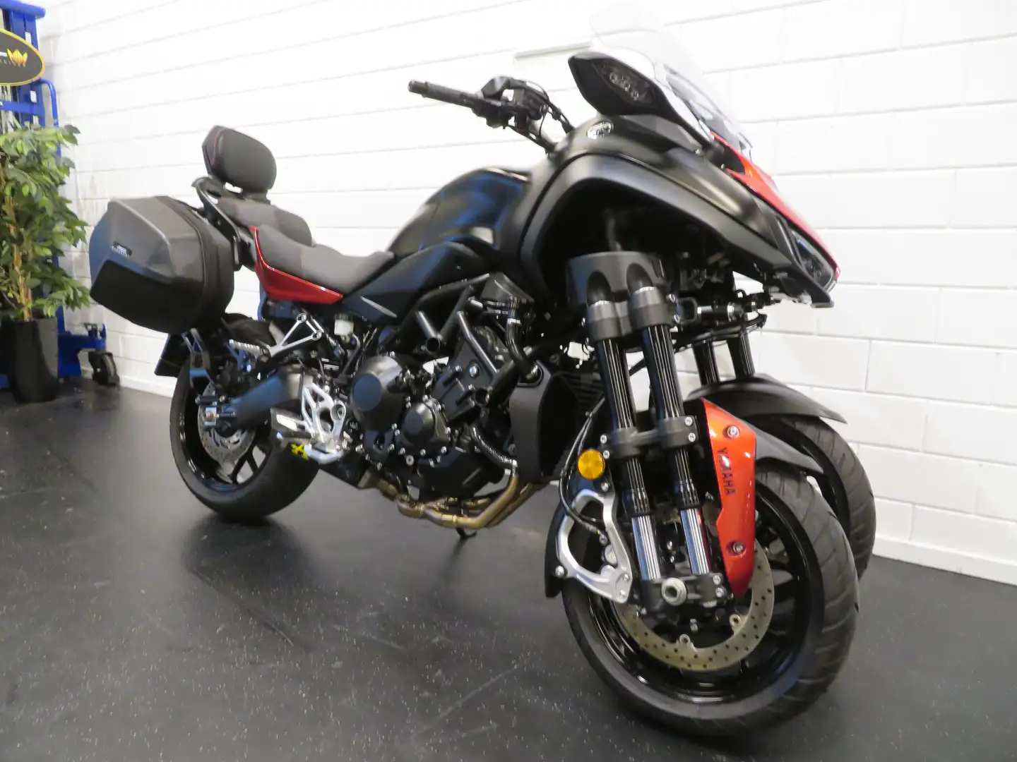 Yamaha Niken MXT 850 D GT ARROW T.CASE NL! Rood - 2
