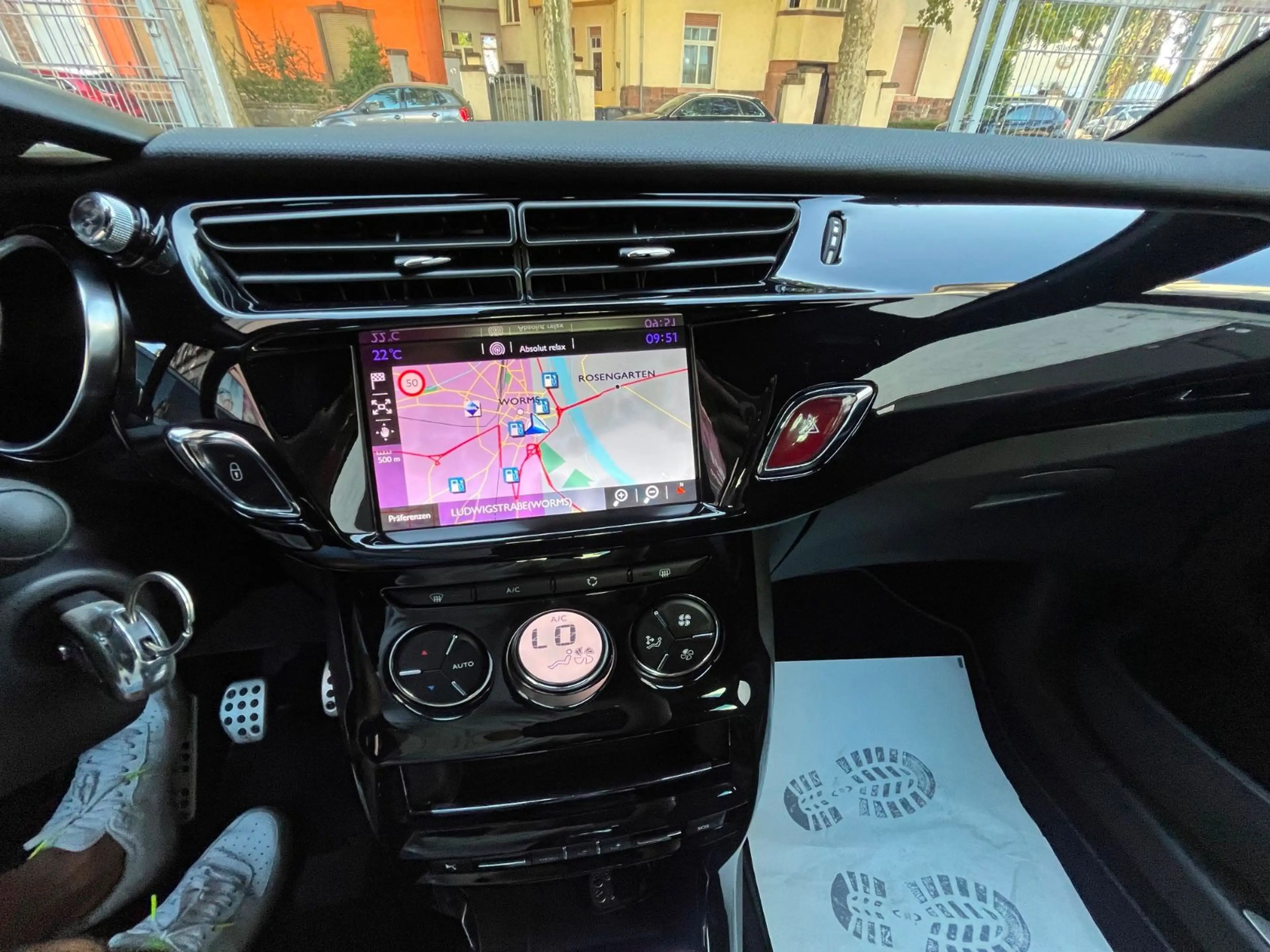 Citroen DS3 SportChic 1.Hand  Full-LED Navi kamera — photo 12
