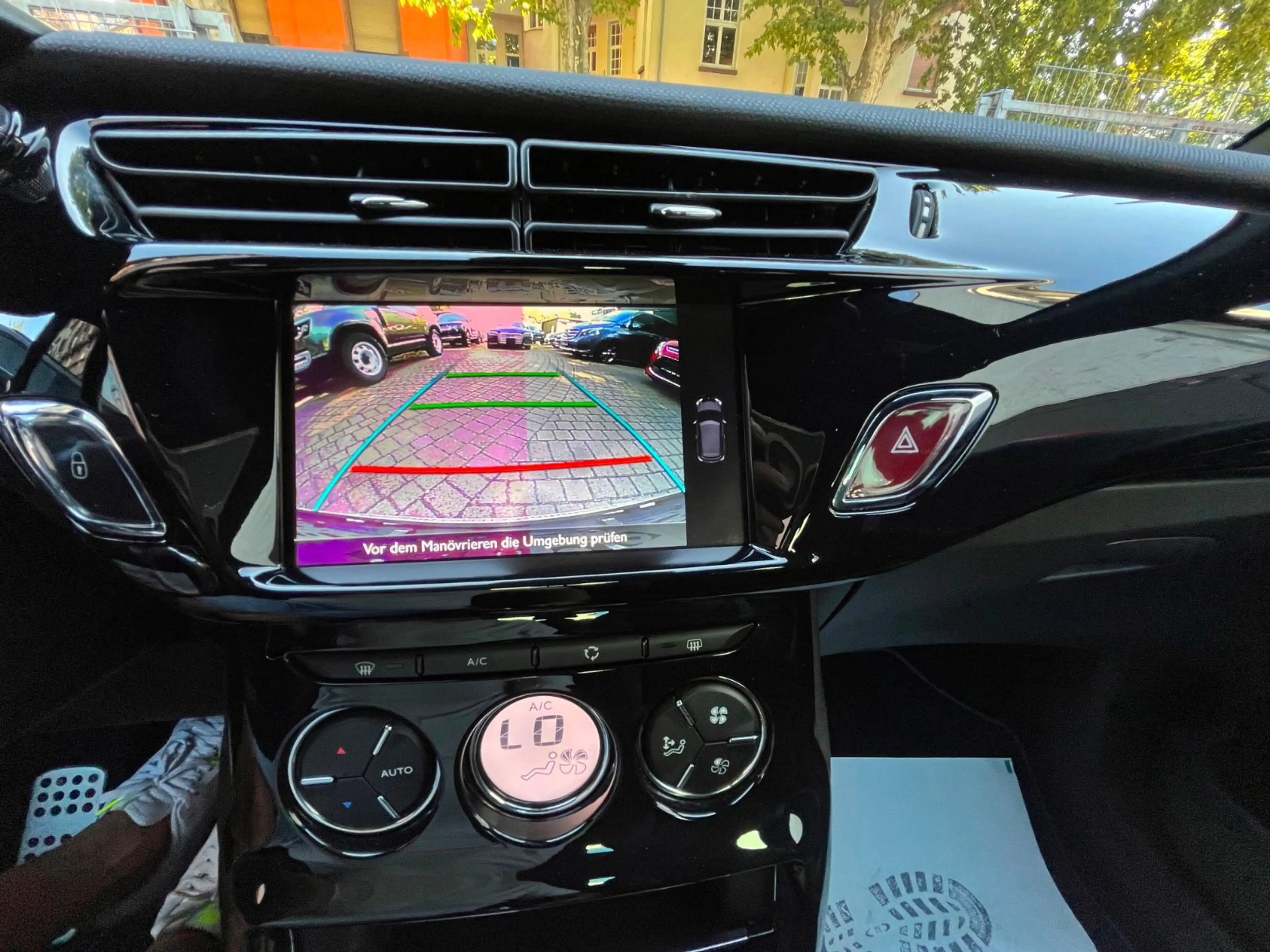 Citroen DS3 SportChic 1.Hand  Full-LED Navi kamera — photo 11