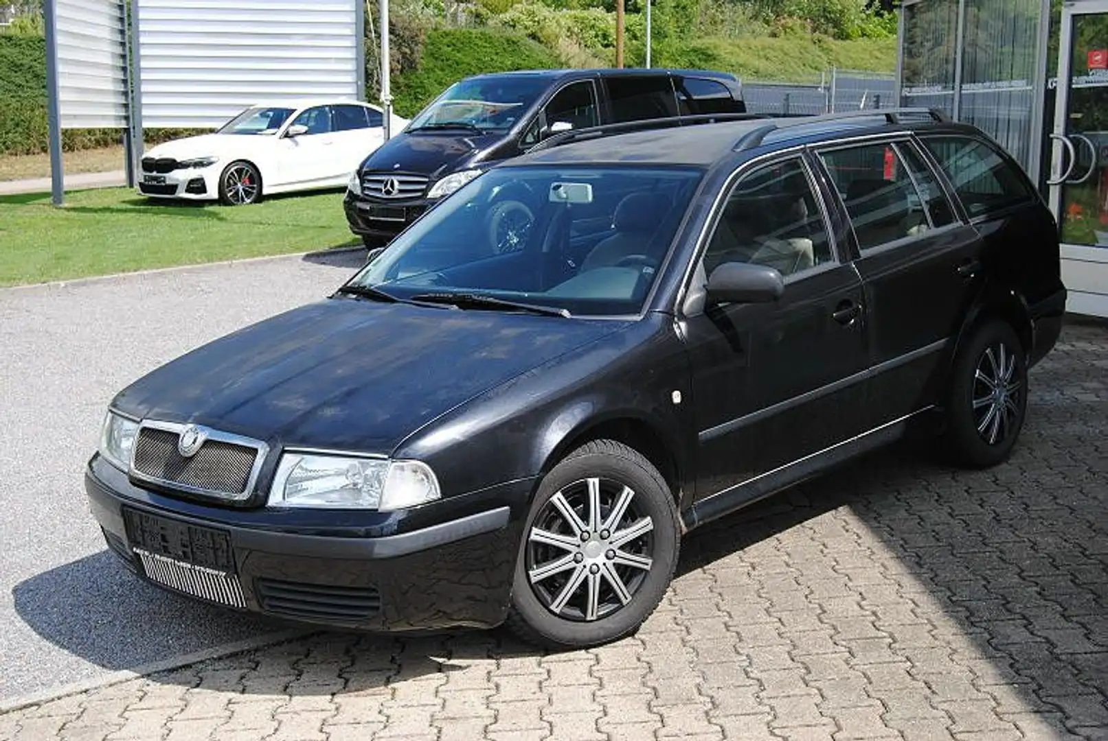 Skoda Octavia Combi 2.0 Comfort.Klimaautom. Negro - 1