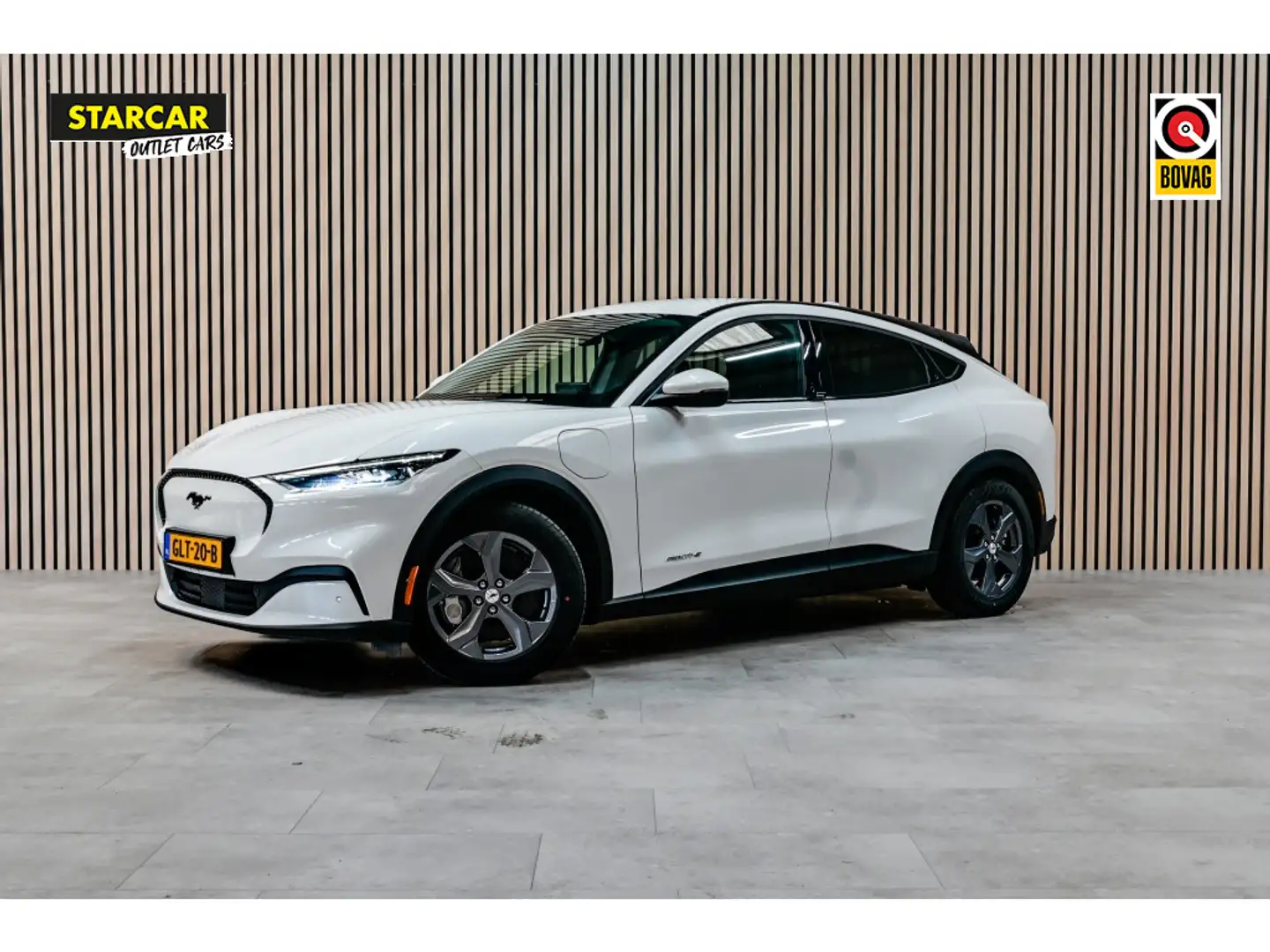 Ford Mustang Mach-E 75 kWh RWD LED | CAMERA Weiß - 1