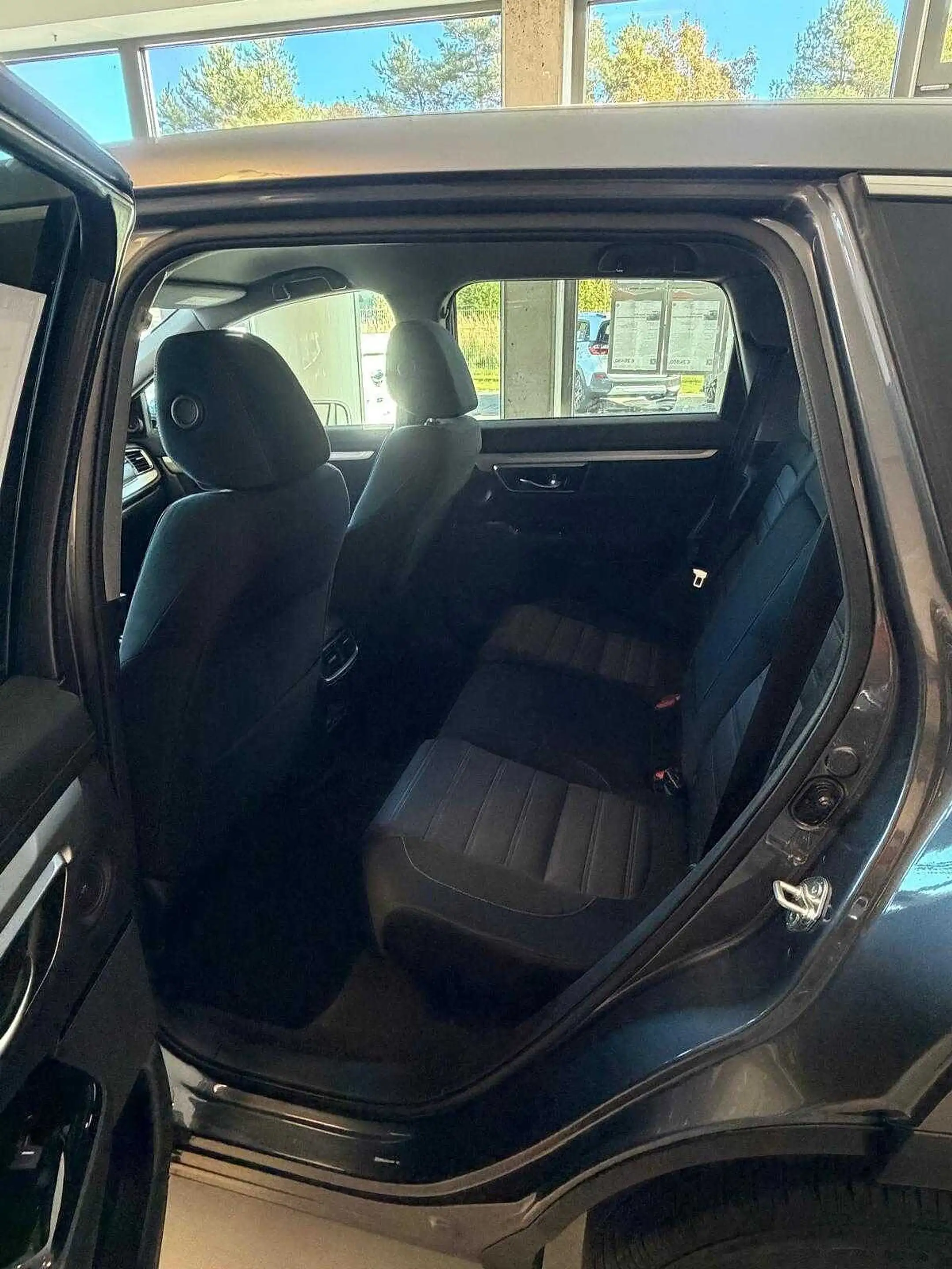 Honda CR-V Hybrid e:HEV 2.0 i-MMD 2WD Elegance — photo 21
