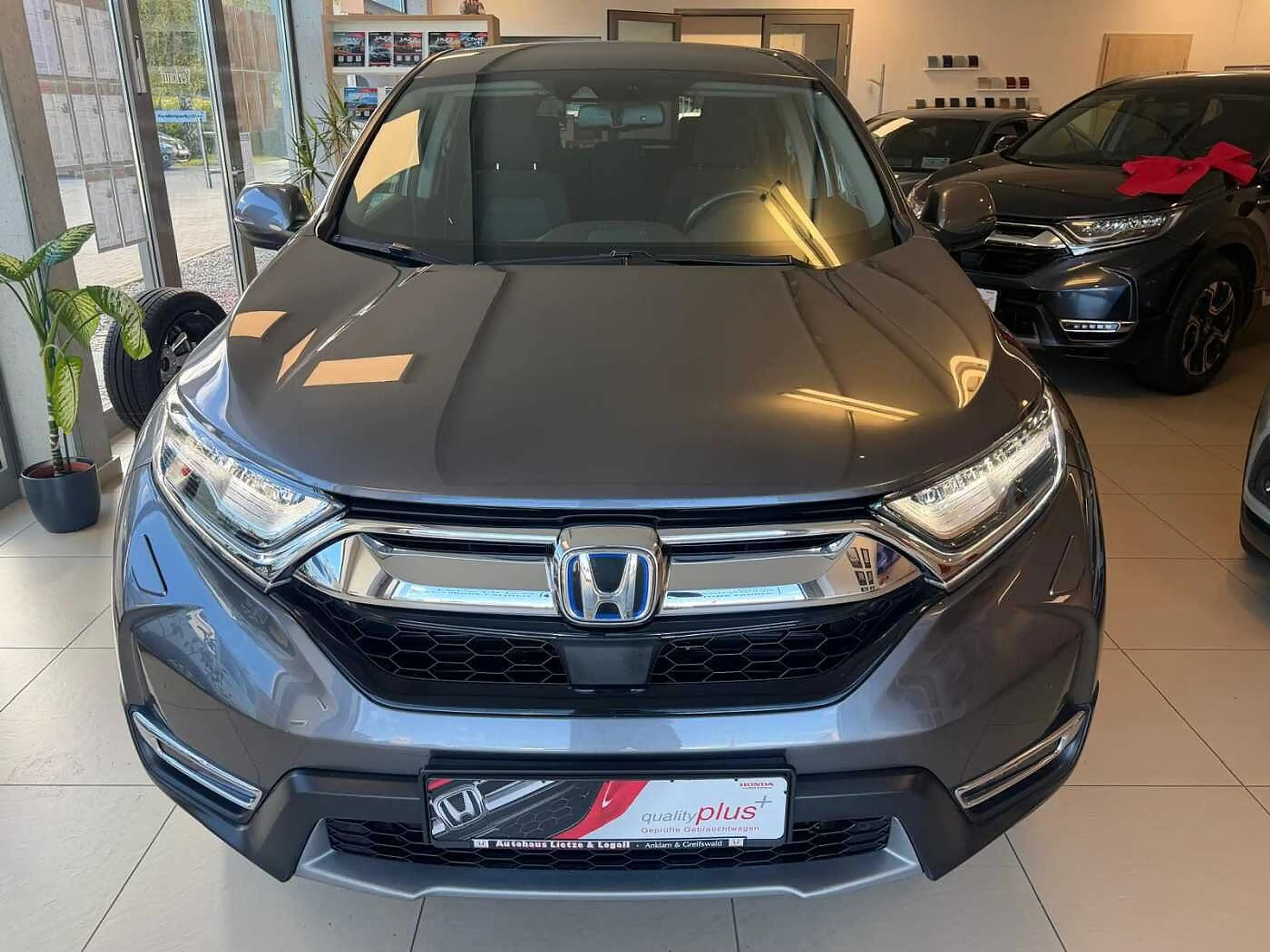Honda CR-V Hybrid e:HEV 2.0 i-MMD 2WD Elegance — photo 2