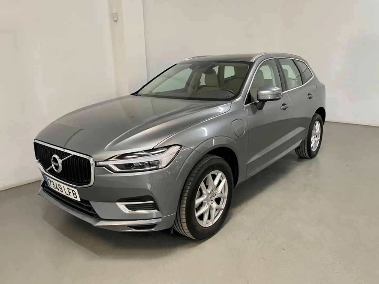 Volvo XC60 T8 Twin Business Plus Gris - 2