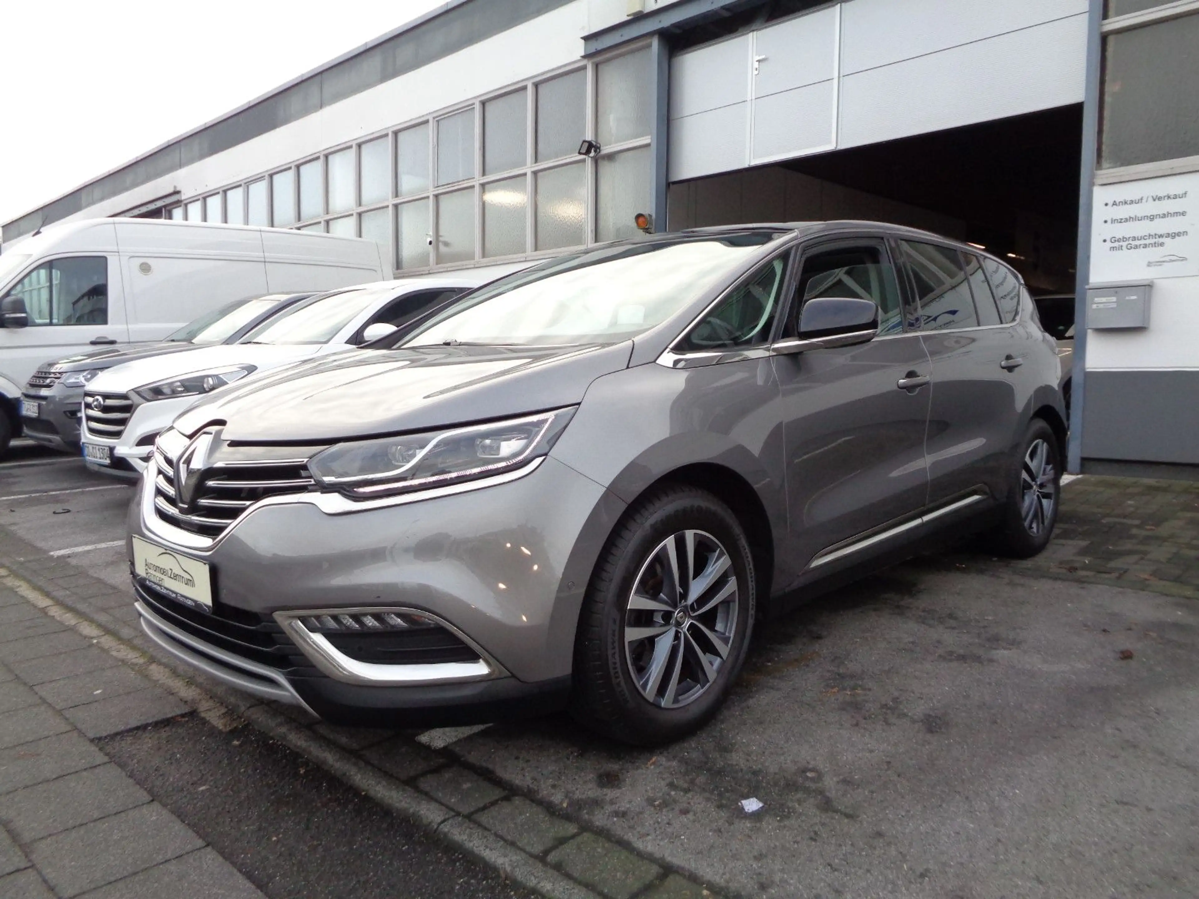 Renault Espace V Bus. Ed. 160 DCI AUTOM*PANO*KAM*LED*TOP — photo 3