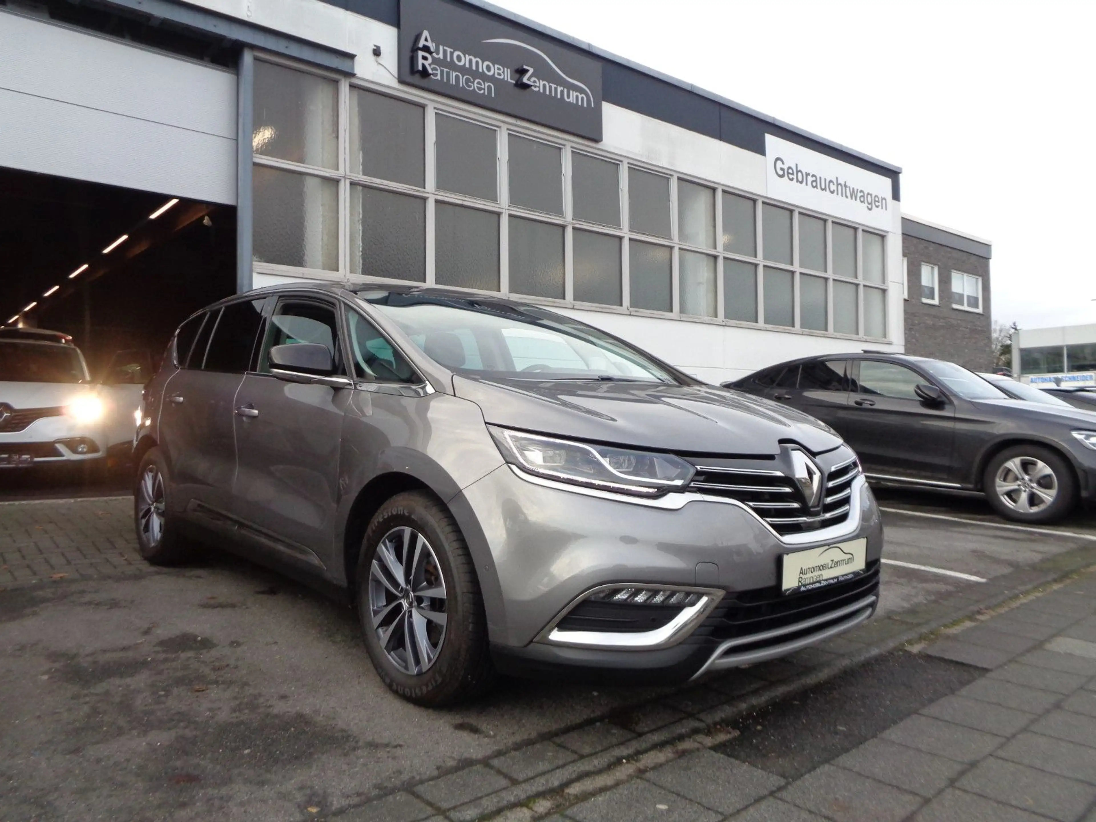 Renault Espace V Bus. Ed. 160 DCI AUTOM*PANO*KAM*LED*TOP