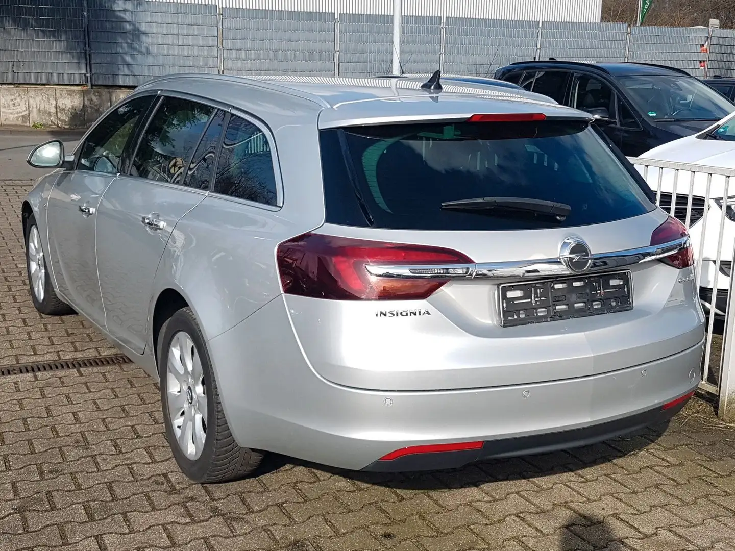 Opel Insignia CDTI Sports Tourer Innovation Navi Plateado - 2