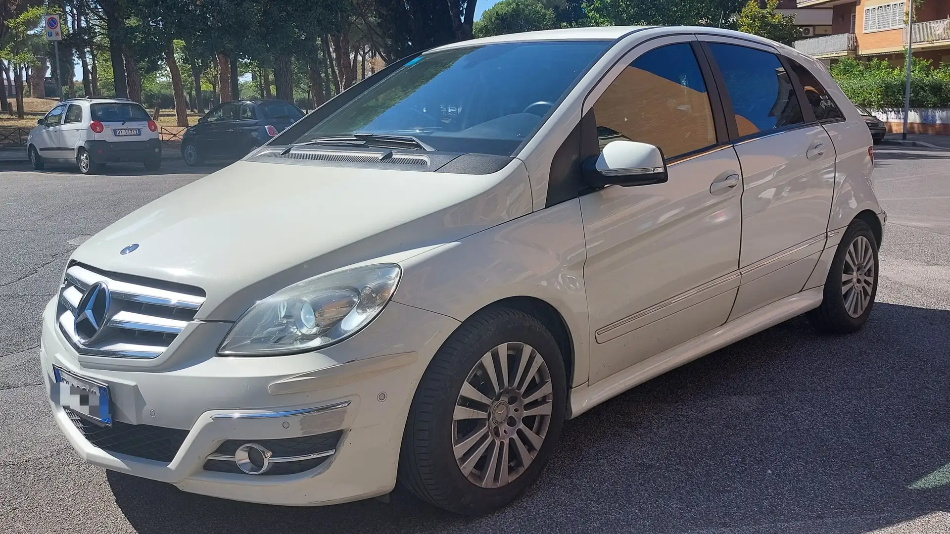 Mercedes-Benz B 180 Classe B - T245 Blanc - 1