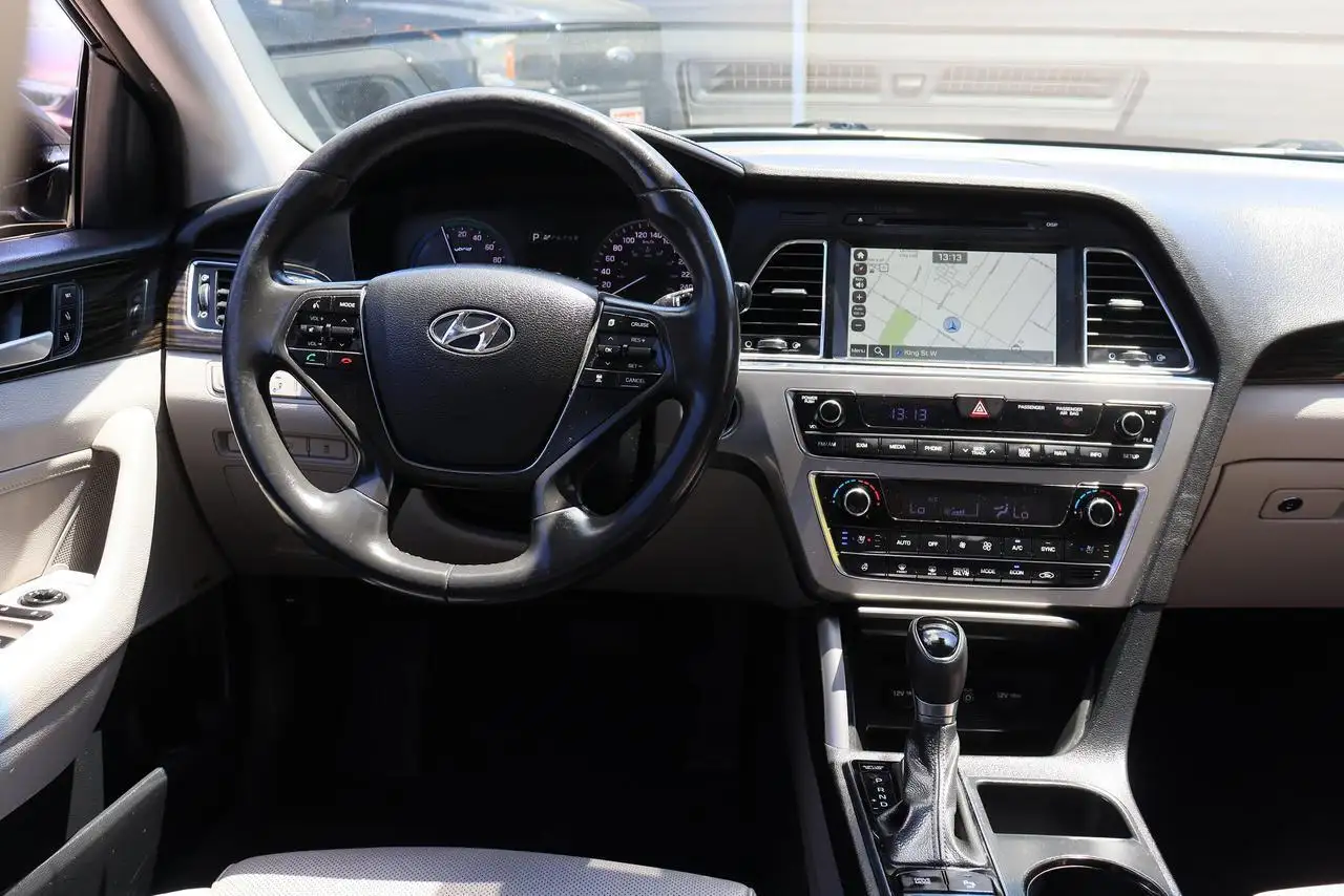 Hyundai SONATA снимка Hyundai SONATA