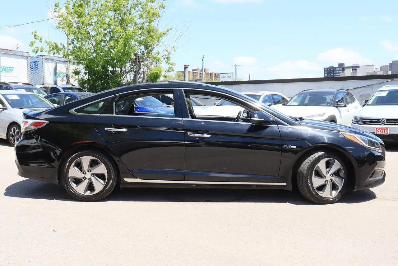 Hyundai SONATA снимка Hyundai SONATA