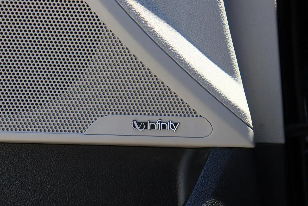 Hyundai SONATA снимка Hyundai SONATA