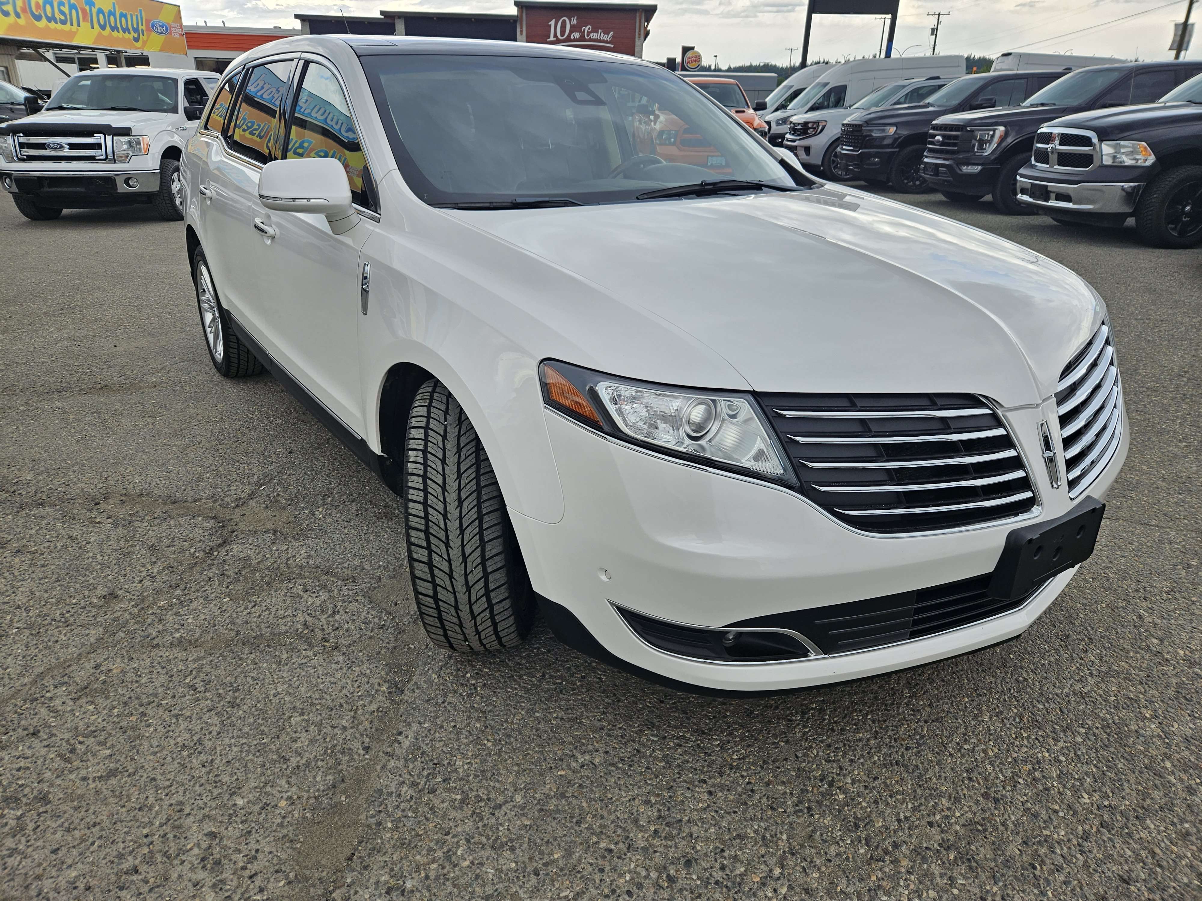 2019 Lincoln MKT