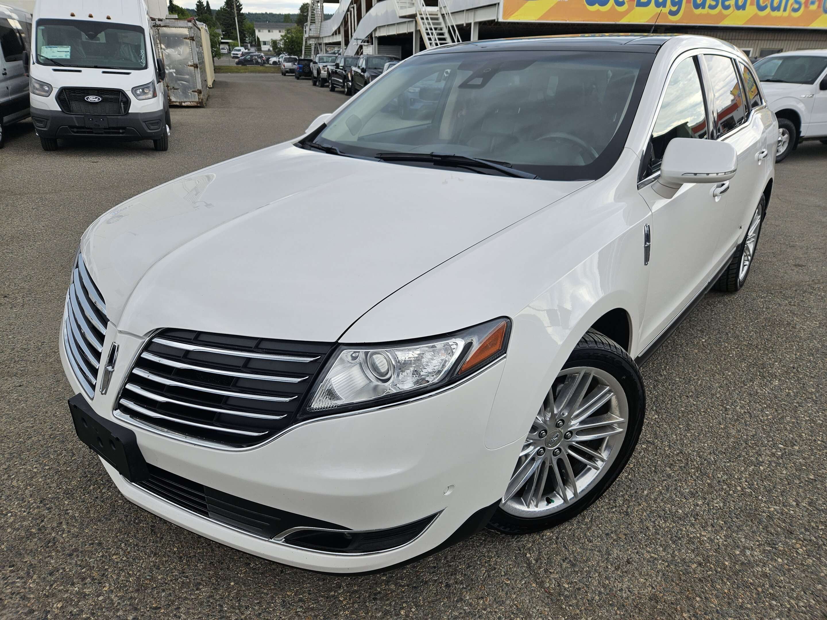 White 2019 Lincoln MKT SUV / Crossover All-Wheel Drive Automatic