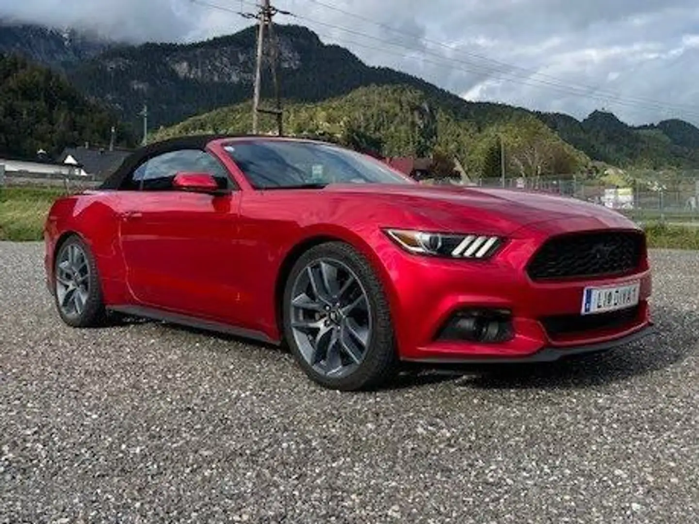 Ford Mustang 2,3 EcoBoost Cabrio Aut. Rot - 2