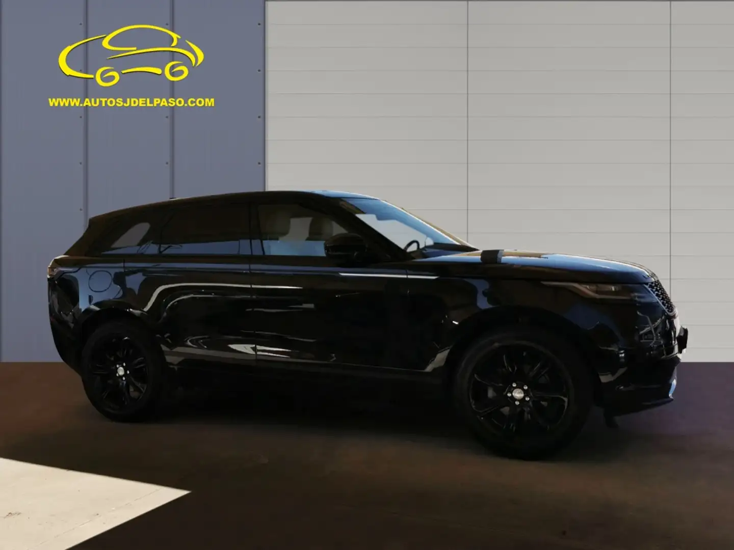 Land Rover Range Rover Velar 2.0D HSE 4WD Aut. 240 Noir - 2