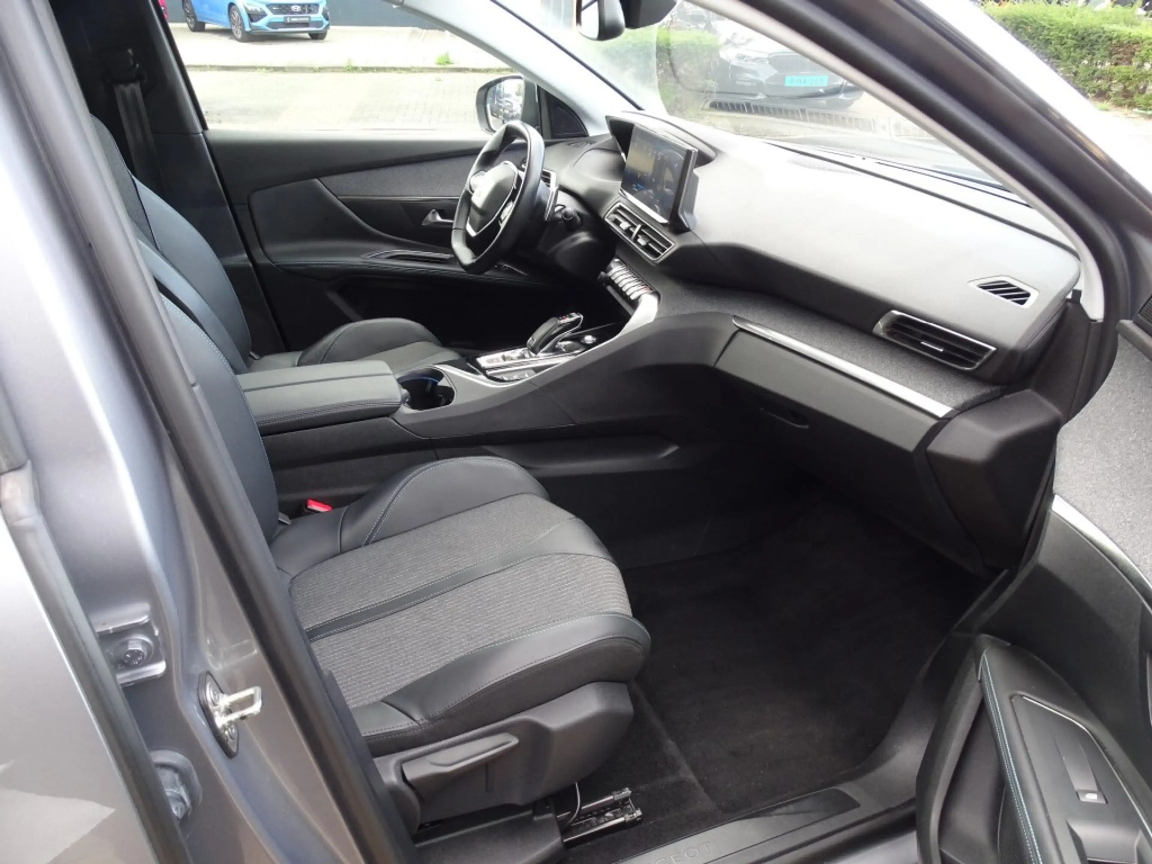 Peugeot 5008 1.2 PURET. BL. PREM. 130pk-7Pers-Blth-Carplay-Medi — photo 9