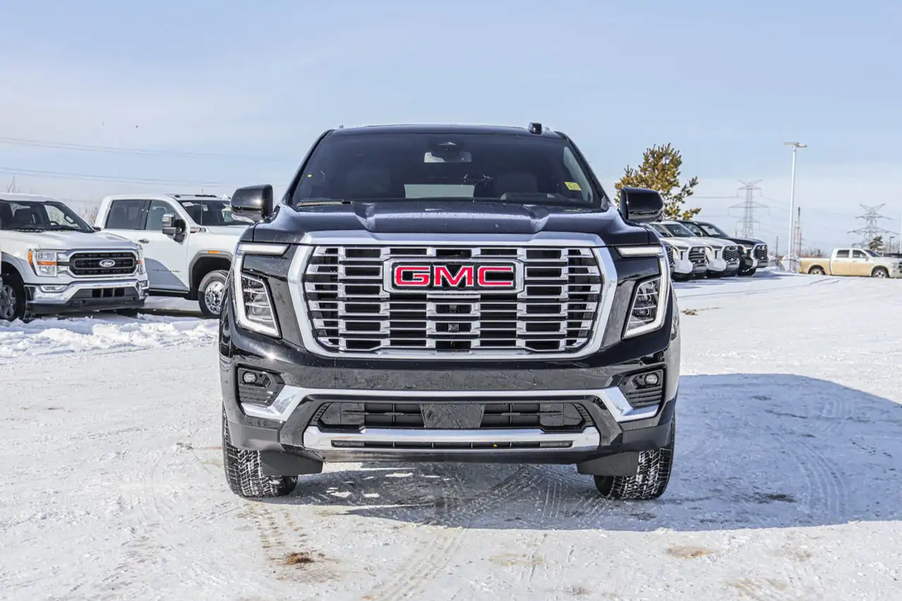 GMC Yukon снимка GMC Yukon