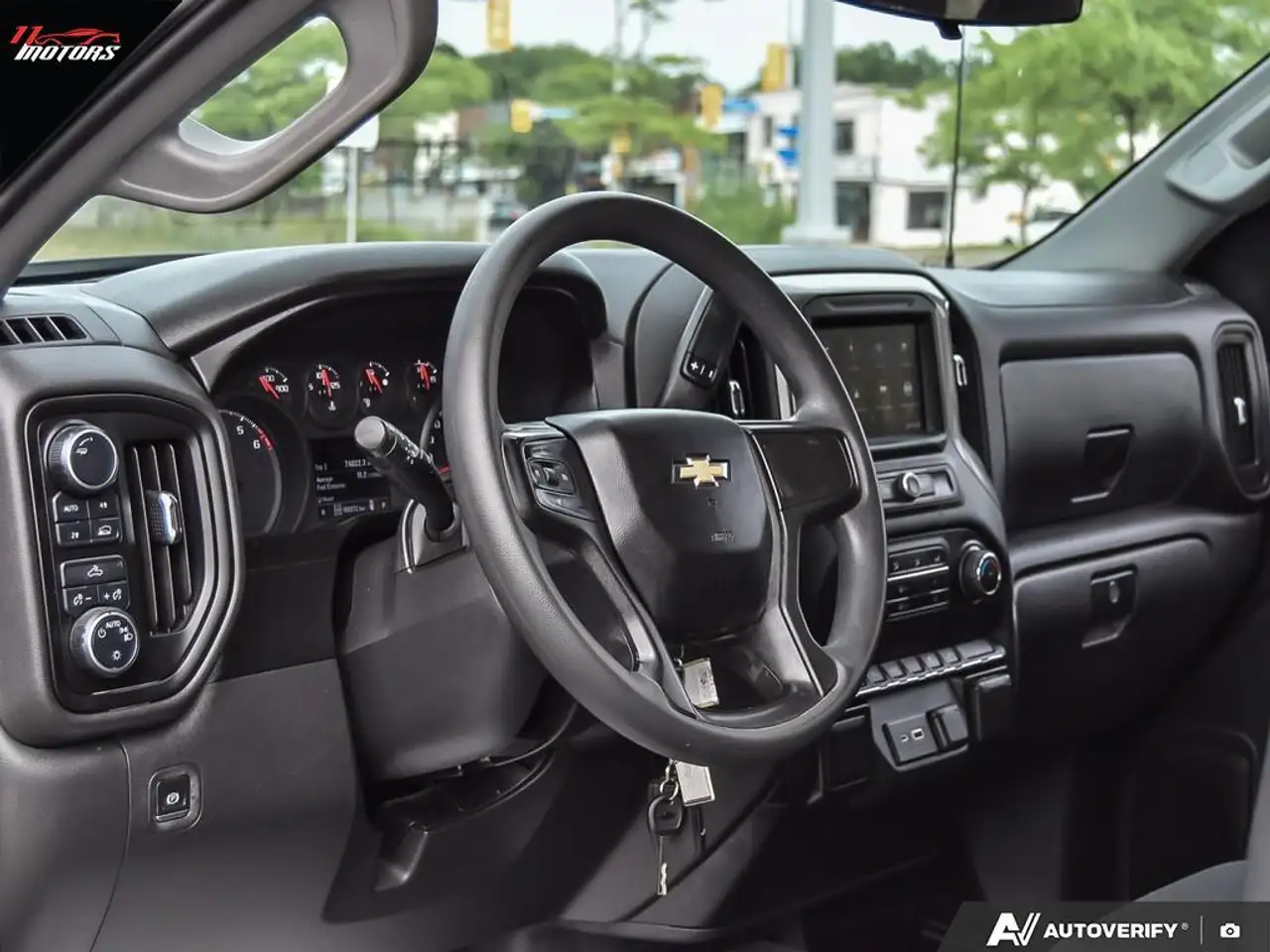 Chevrolet Silverado 1500 снимка Chevrolet Silverado 1500