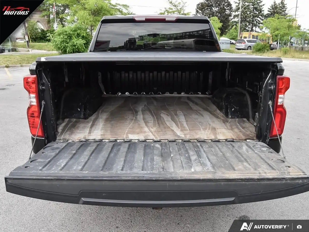 Chevrolet Silverado 1500 снимка Chevrolet Silverado 1500