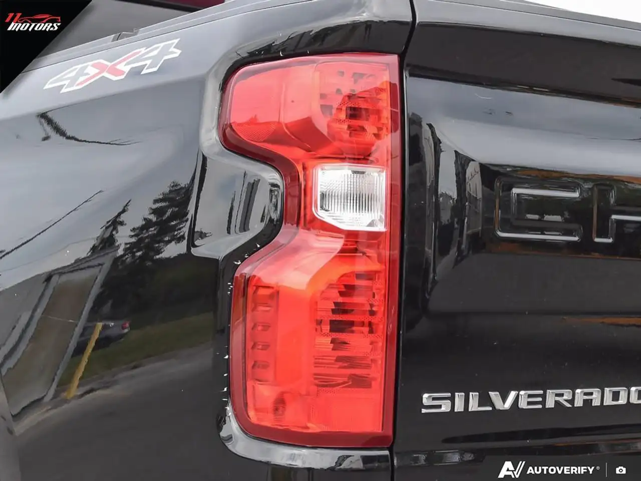 Chevrolet Silverado 1500 снимка Chevrolet Silverado 1500