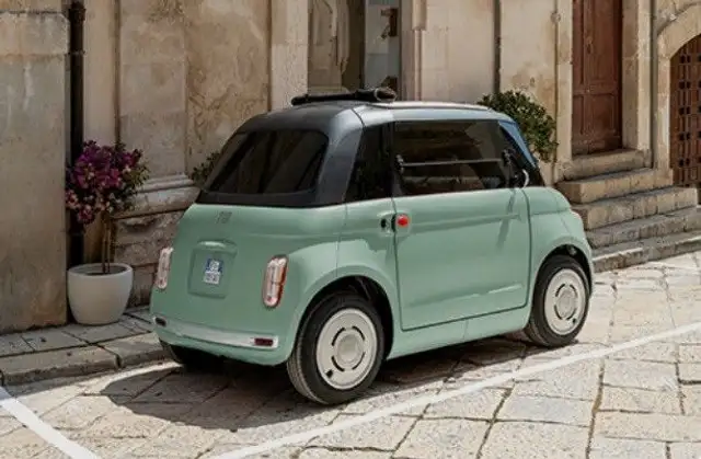 Fiat Topolino DOLCEVITA MIT TÜREN