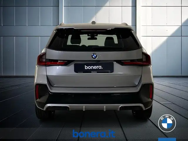BMW X1 view 7