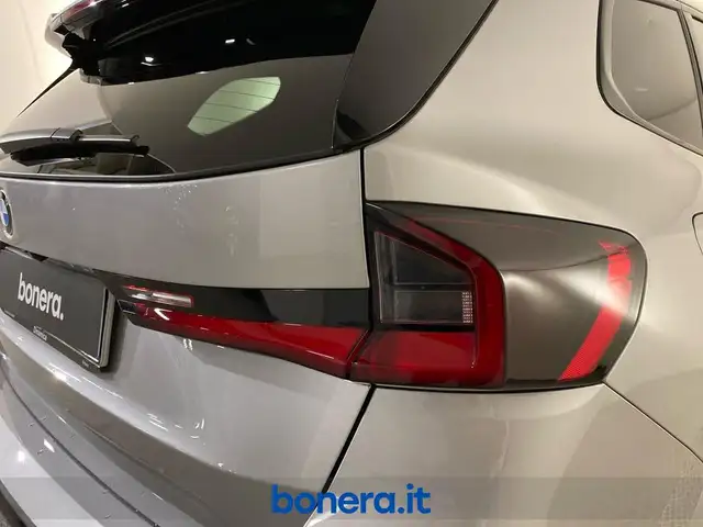 BMW X1 view 11