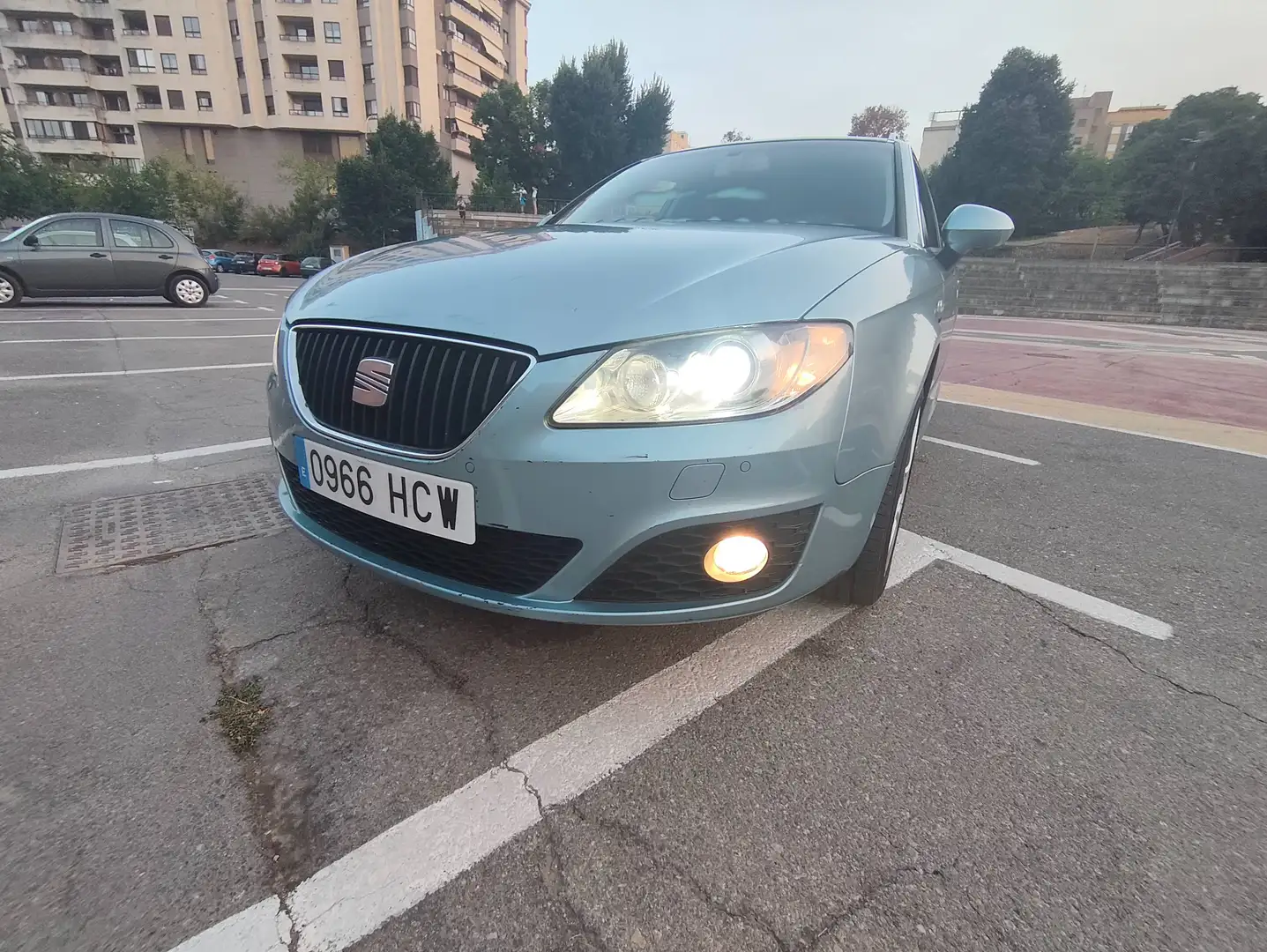 SEAT Exeo Exeo ST 2.0TDI CR Sport 143 Sport Azul - 1