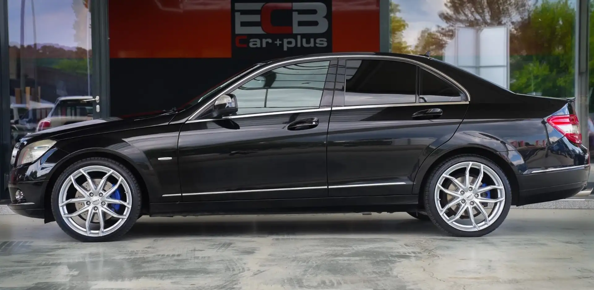 Mercedes-Benz C 350 C -Klasse Lim. C 350 *PANO/SHZ/Temp./PDC* Schwarz - 2