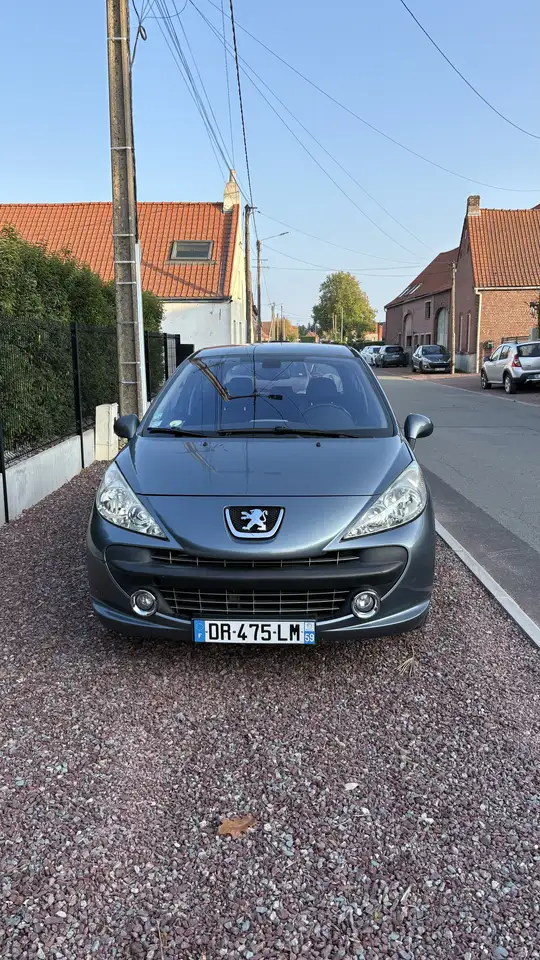 Peugeot 207 1.4 VTi 16V 95ch Premium