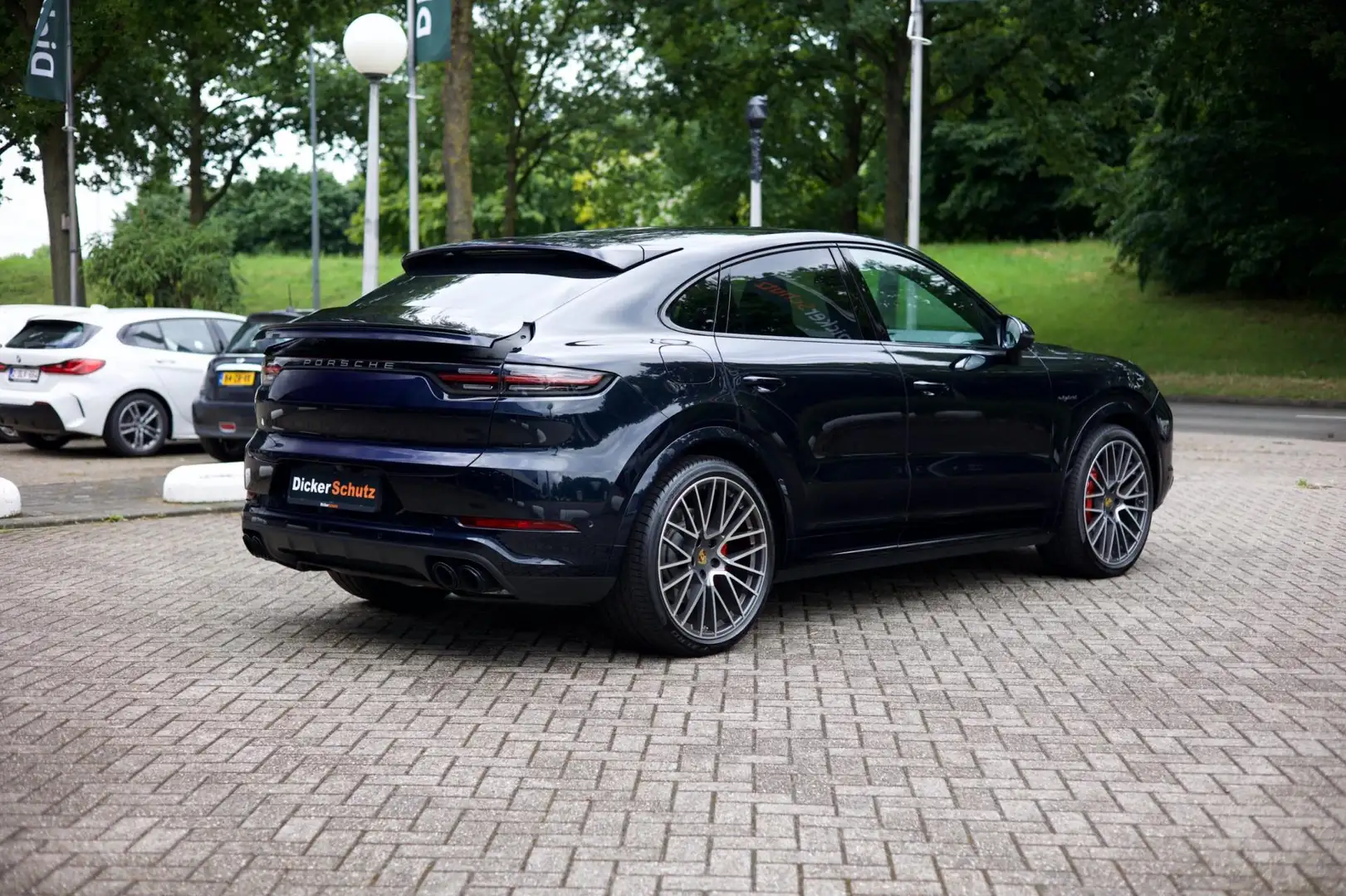 Porsche Cayenne Coupé 3.0 E-Hybrid Platinum Edition | Sportuitlaat Bleu - 2