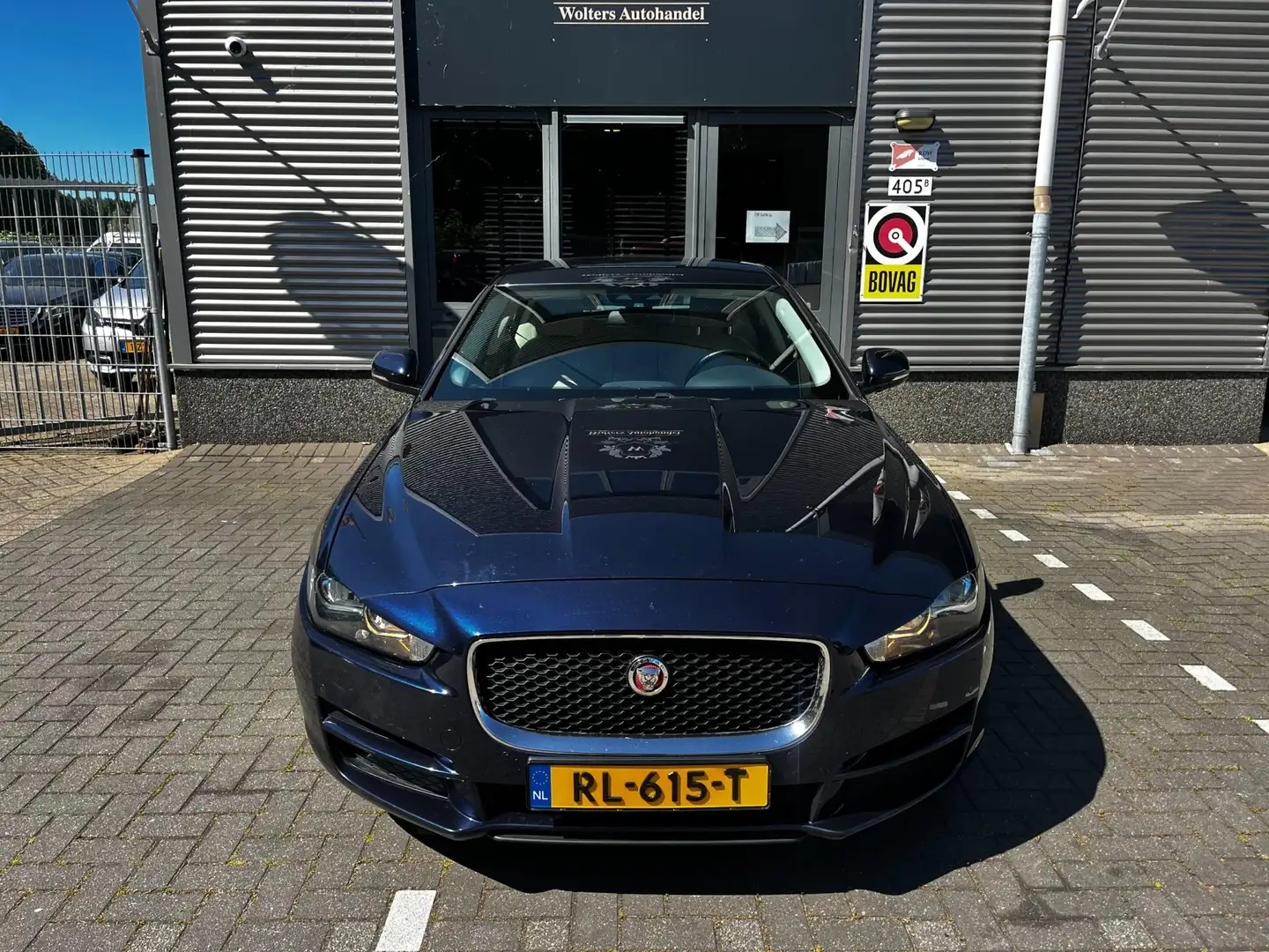 Jaguar XE 2.0 D Pure Blauw - 2
