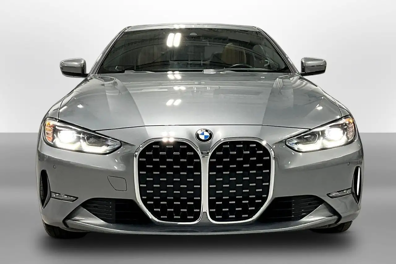 BMW 4 Series снимка BMW 4 Series