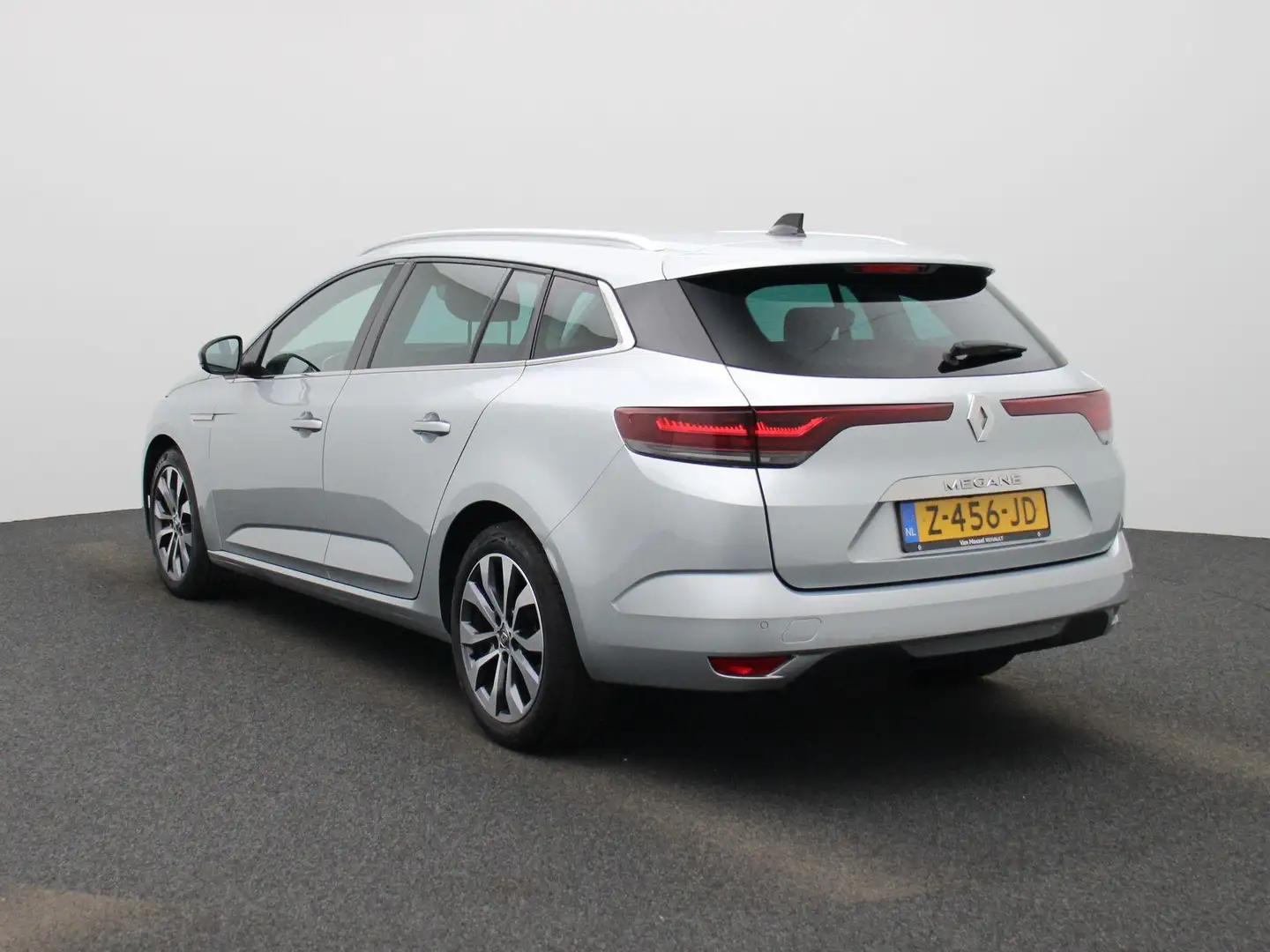 Renault Megane Estate 1.3 TCe 140 Techno Grijs - 2