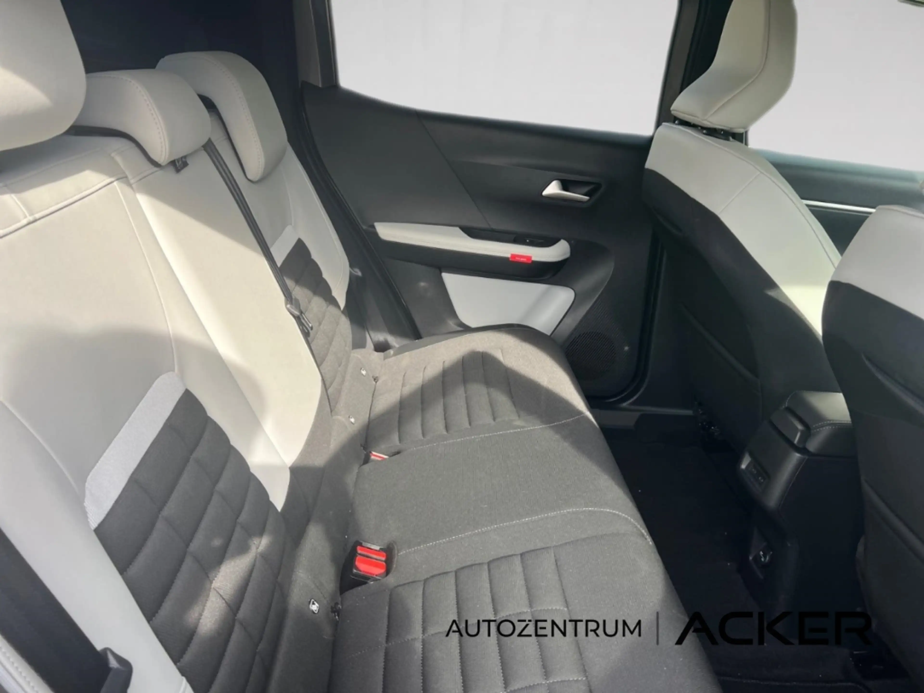 Citroen C3 Aircross 113 Max 54kWh WinterP/Navi -36%* — photo 13