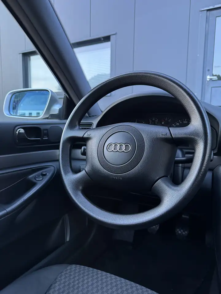 Audi A4 Avant 1.8 T, foto 9