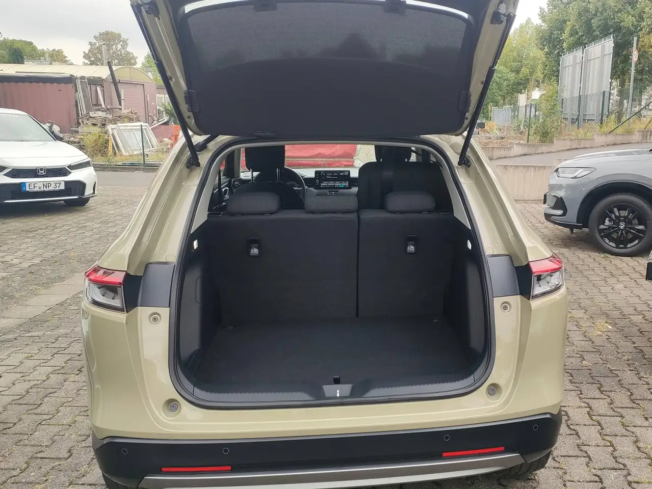 Honda HR-V Elegance Vollhybrid, миниатюра 9