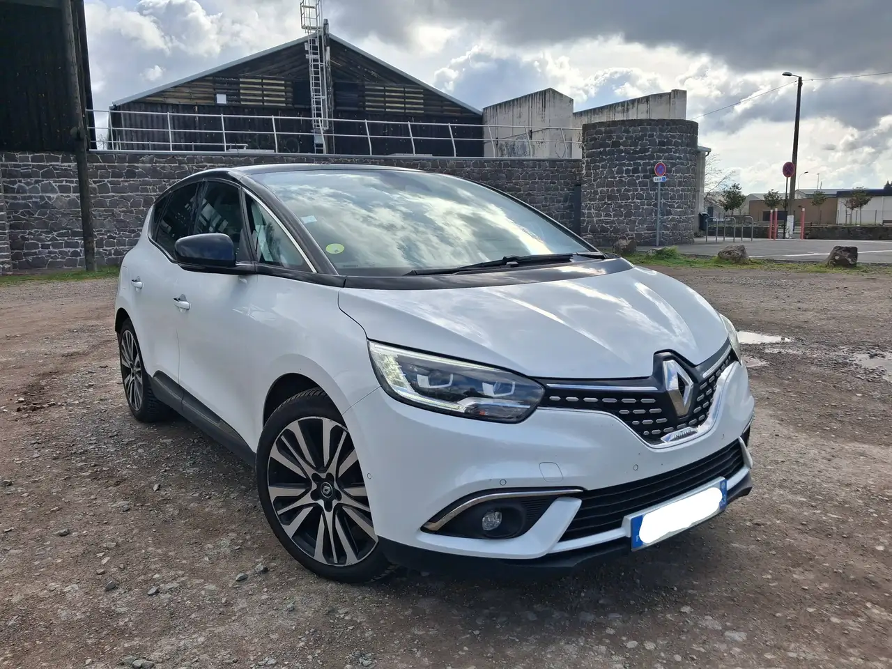 Renault Scenic Blue dCi 150 Initiale Paris
