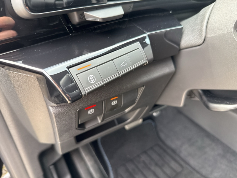Renault Espace ESPRIT ALPINE FULL HYBRID 200 Esprit Alpine 7-SITZ — photo 21