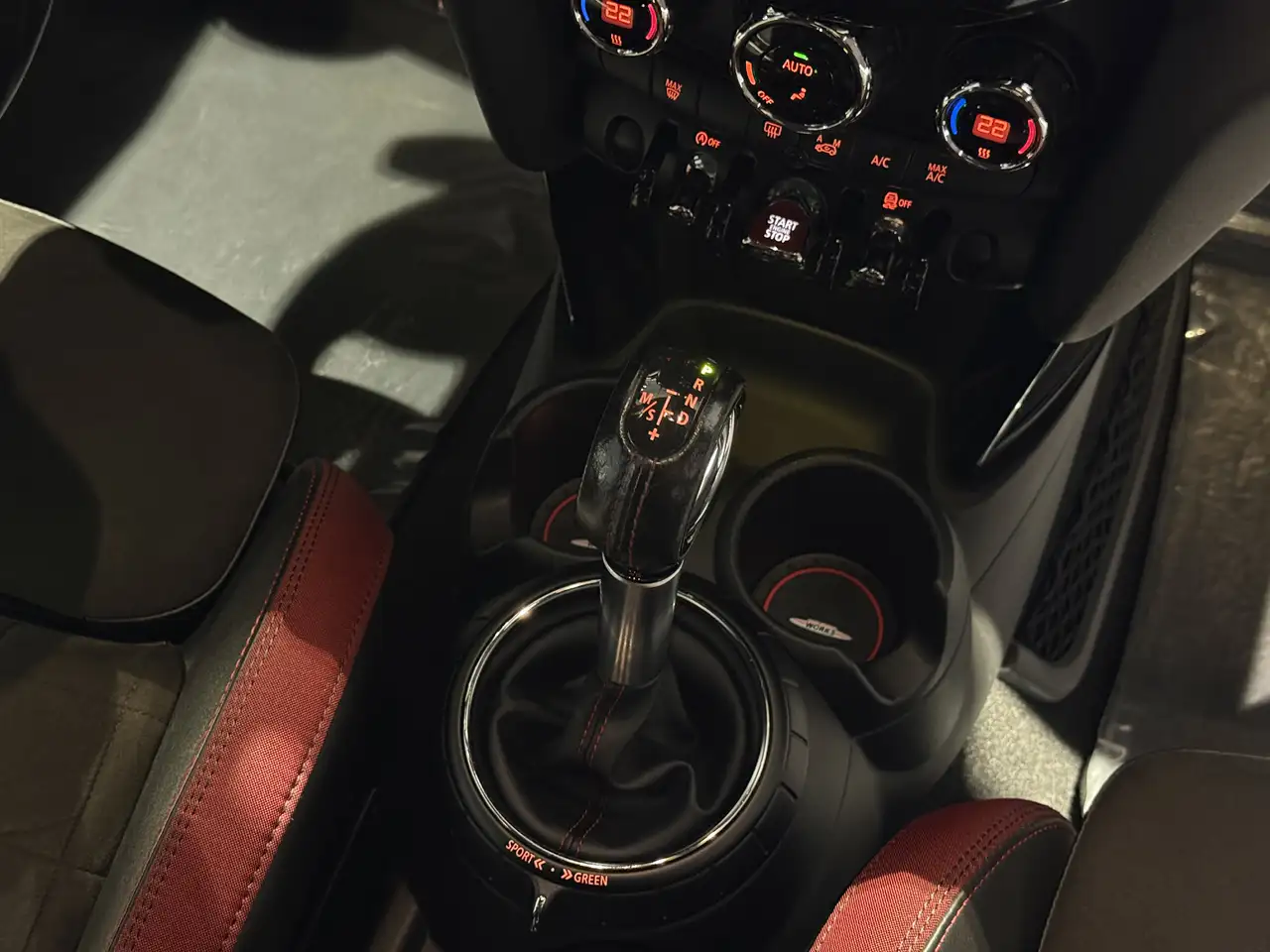 MINI John Cooper Works - Image 15