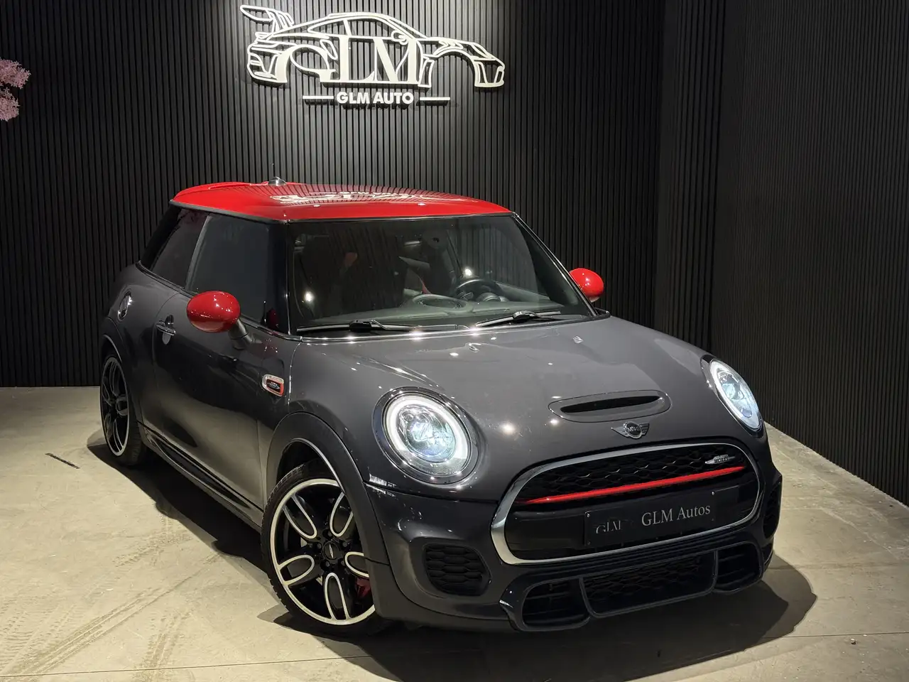 MINI John Cooper Works - Image 4