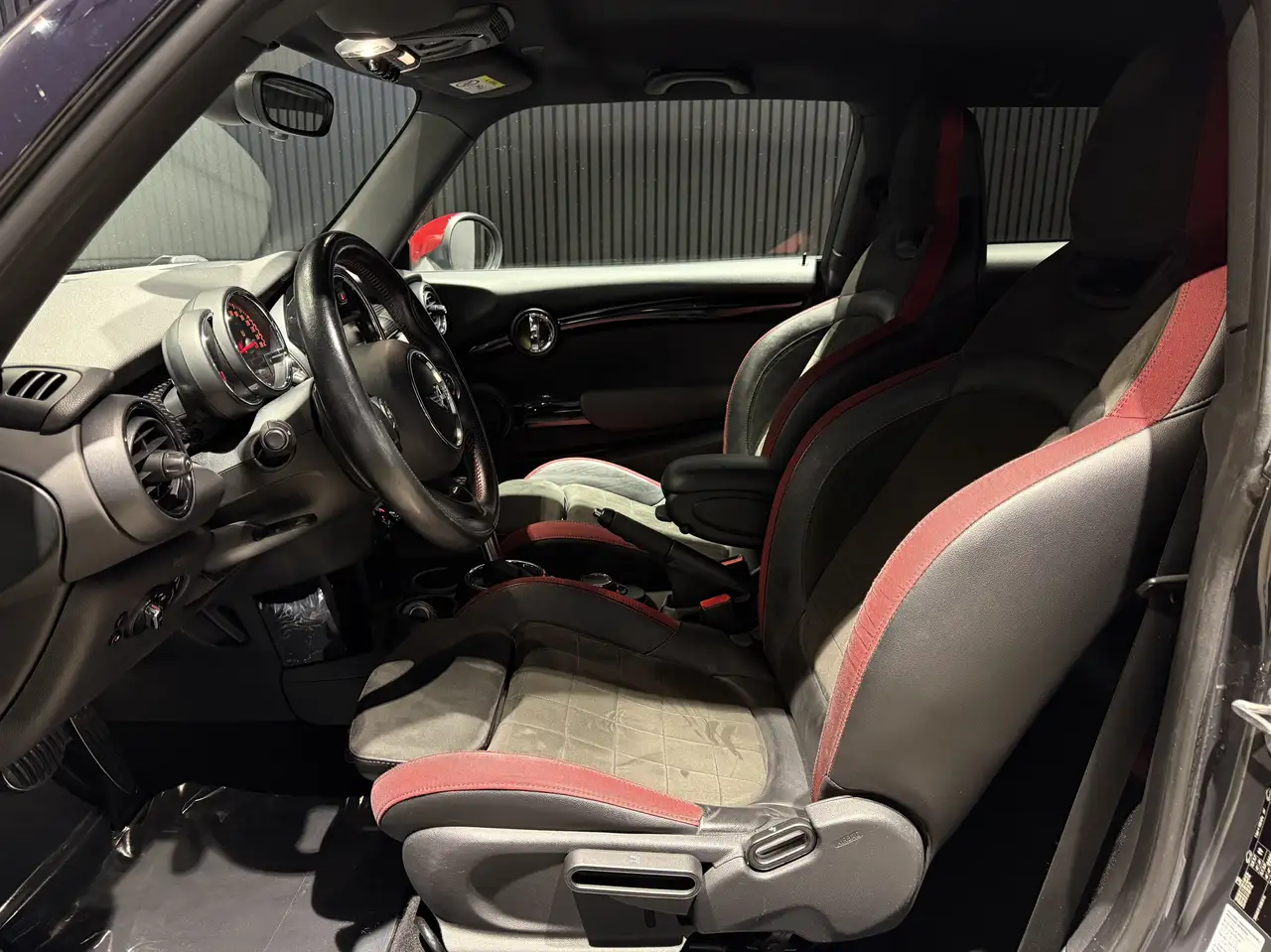 MINI John Cooper Works - Image 5