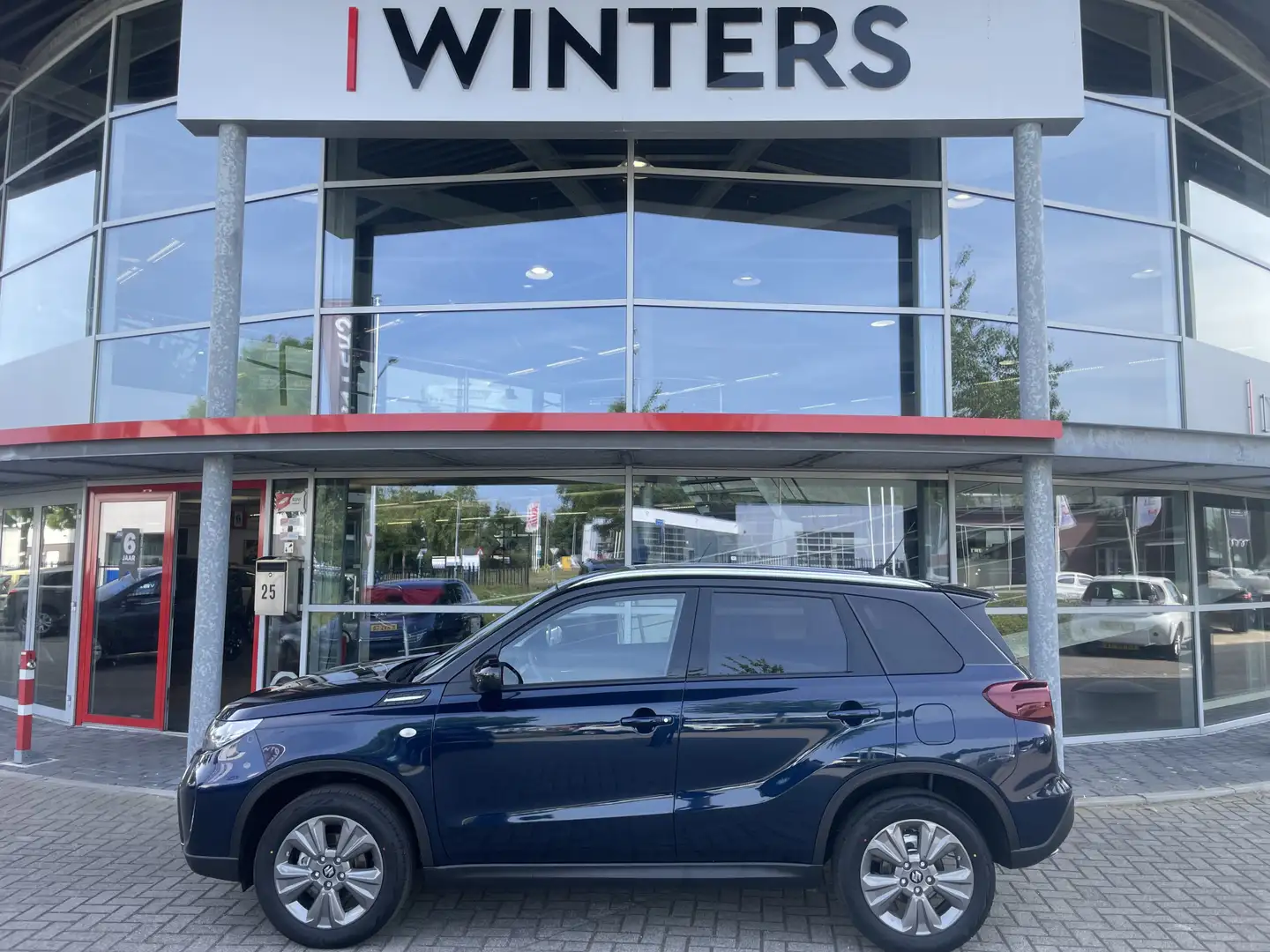 Suzuki Vitara 1.4 Boosterjet Select Smart Hybrid Nieuw uit voorr Blauw - 2