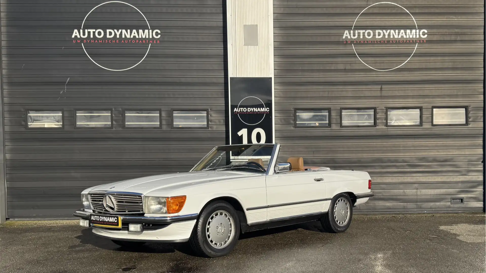 Mercedes-Benz SL 560 R107 560 SL Roadster Alb - 1