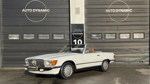 Mercedes-Benz SL 560 R107 560 SL Roadster