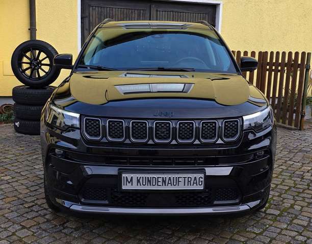 Jeep Compass S Plug-In Hybrid 4WD_gehobene Ausstatt..
